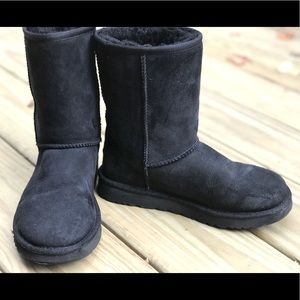 UGG Classic Short II Boot Size 7
